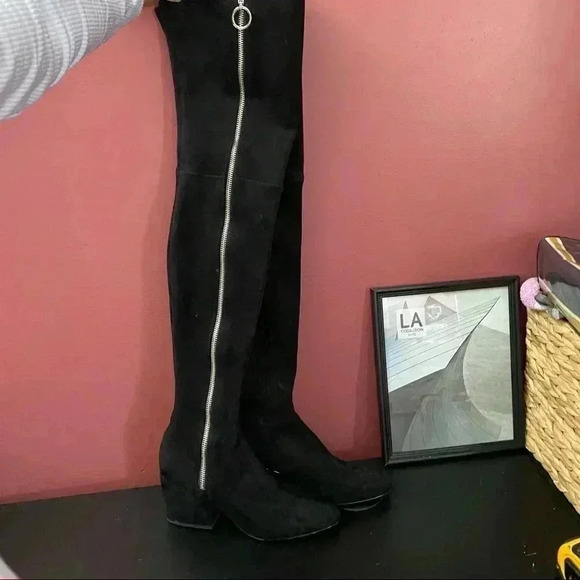 Dolce Vita Black thigh Boots - Picture 8 of 10